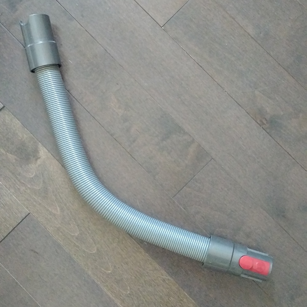 Dyson Flex Attachment
